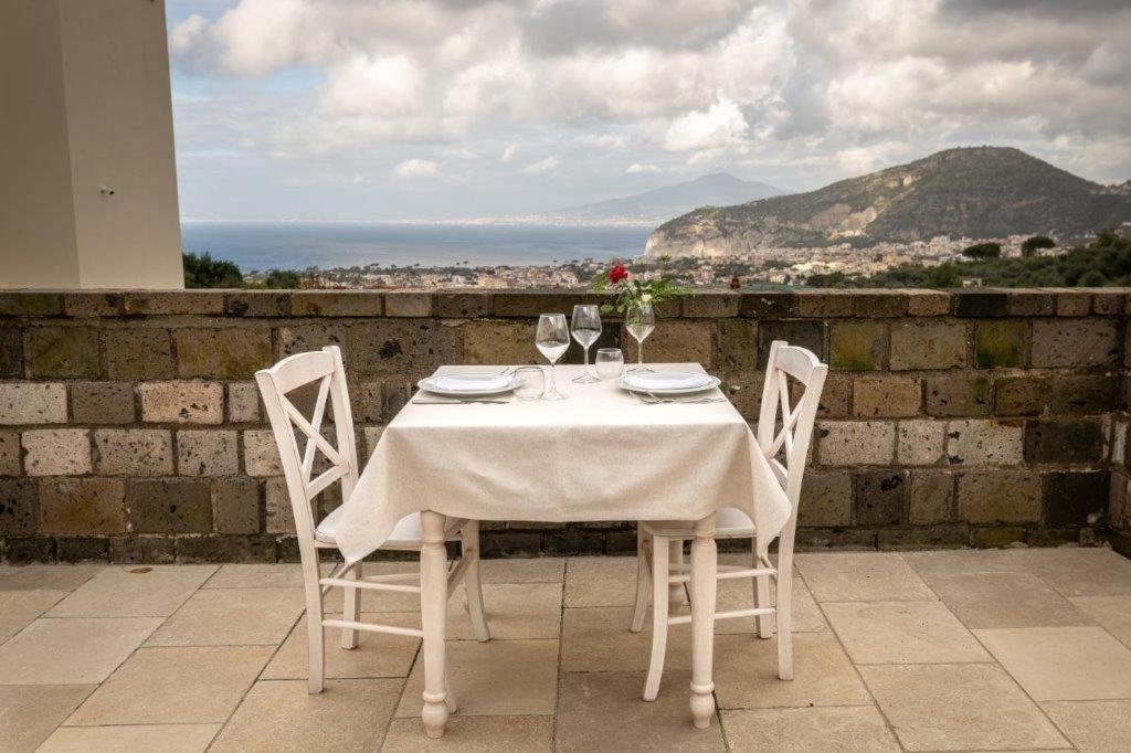 Hotel Casale Guarracino à Sant'Agnello Extérieur photo